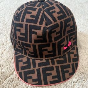 Fendi kid hat. Size 1, age 2-4 years old . Great condition! Clean and no stains!